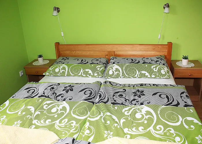 Dominika - Tale * Bystrá