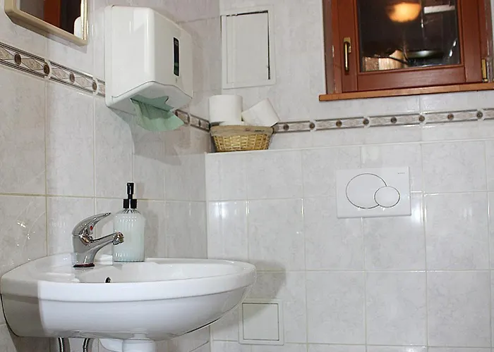 Dominika - Tale * Bystrá